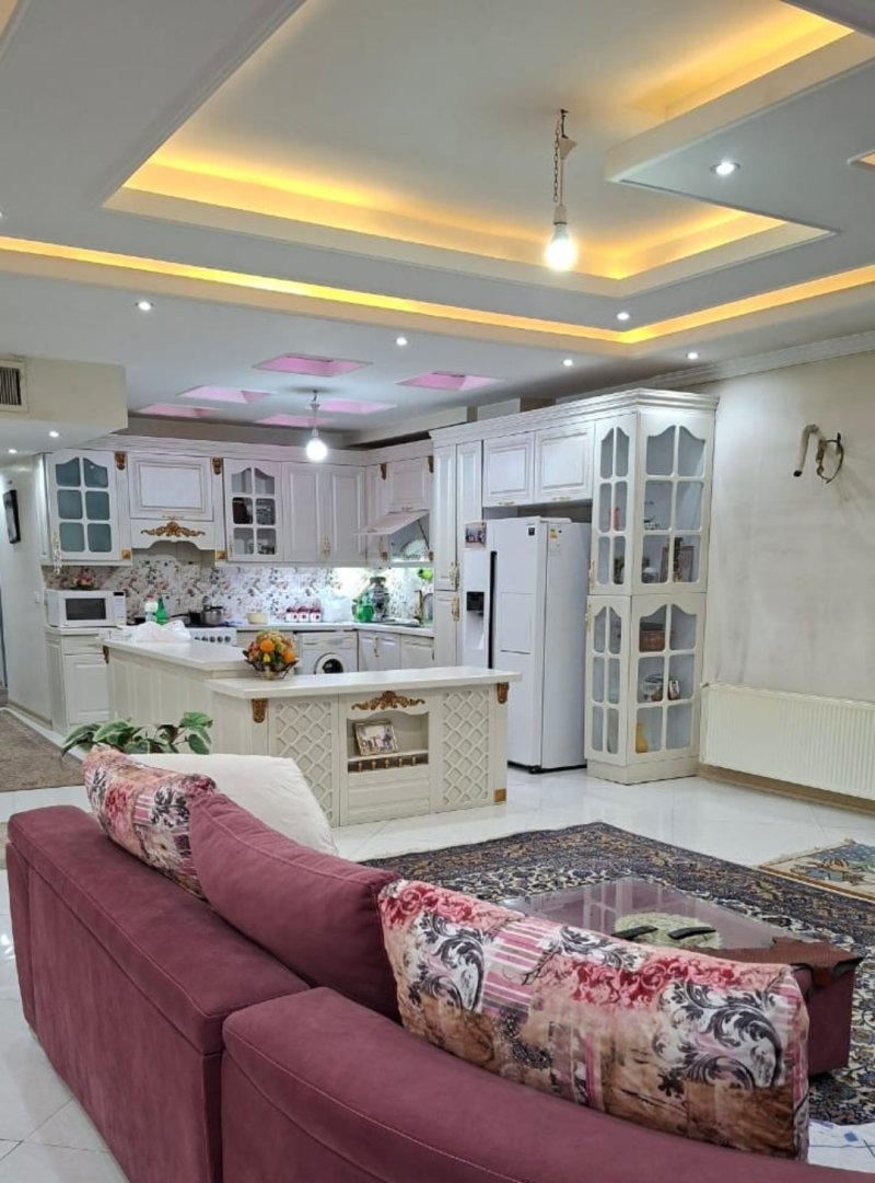 آپارتمان 179 متری سه خوابه در فاز 2 اندیشه14764440870