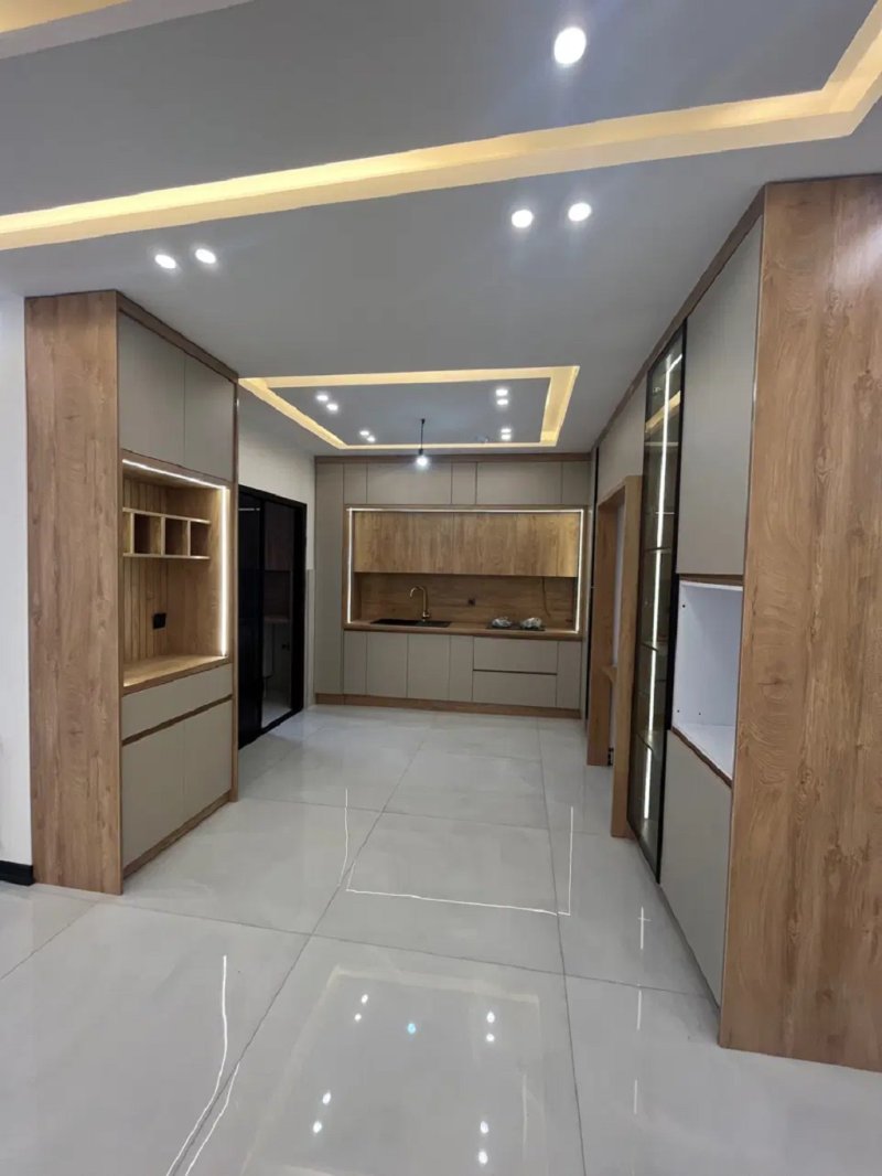 آپارتمان 172 متری سه خوابه در معلم رشت14767740904