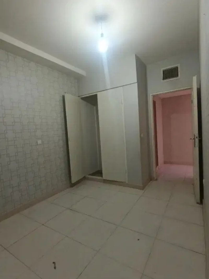 آپارتمان 78 متری دو خوابه در فاز 6 پرند14773540945