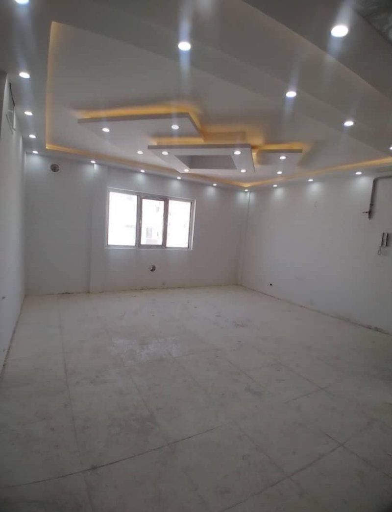 آپارتمان 84 متری دو خوابه در فاز 6 پرند14774840971