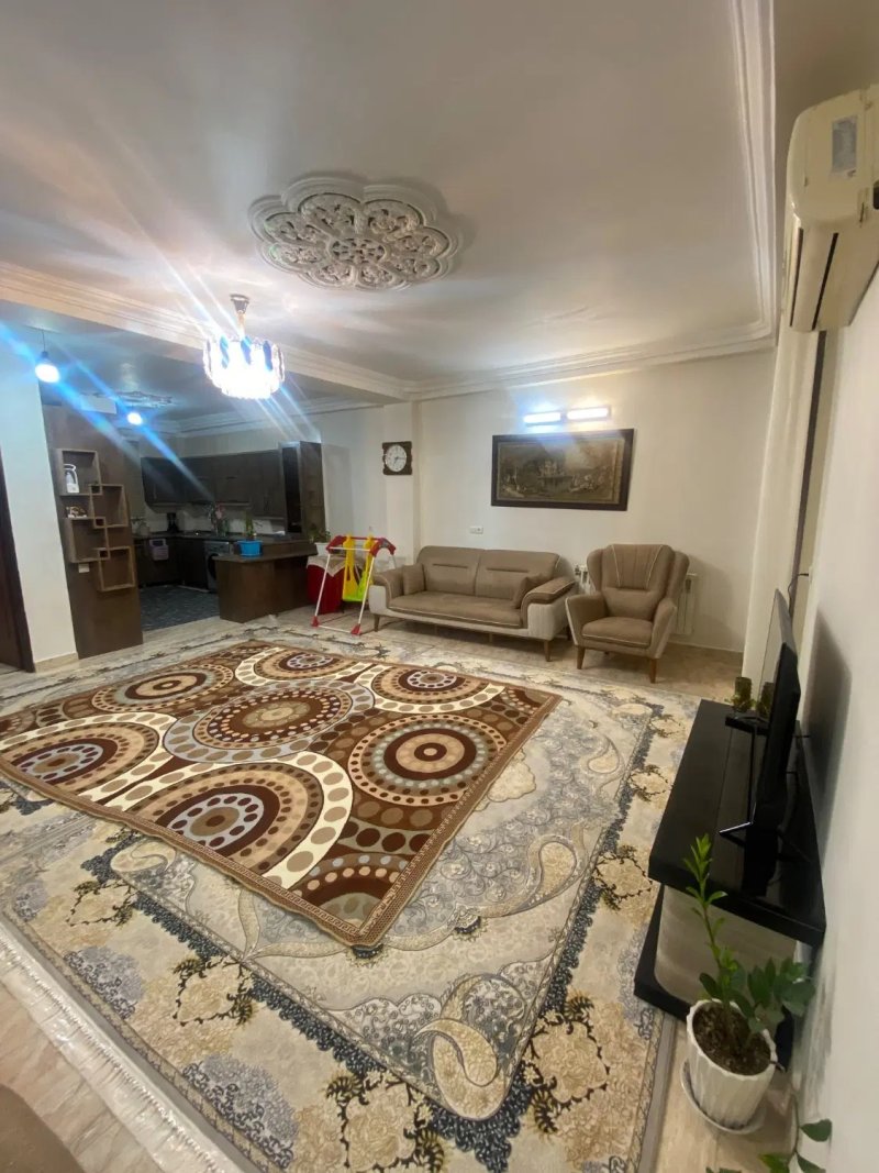 آپارتمان 85 متری دو خوابه در خیابان تهران قائم شهر14784741038