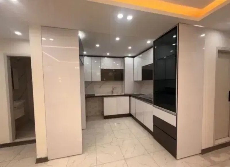 آپارتمان 84 متری دو خوابه در فاز 6 پرند14785341046
