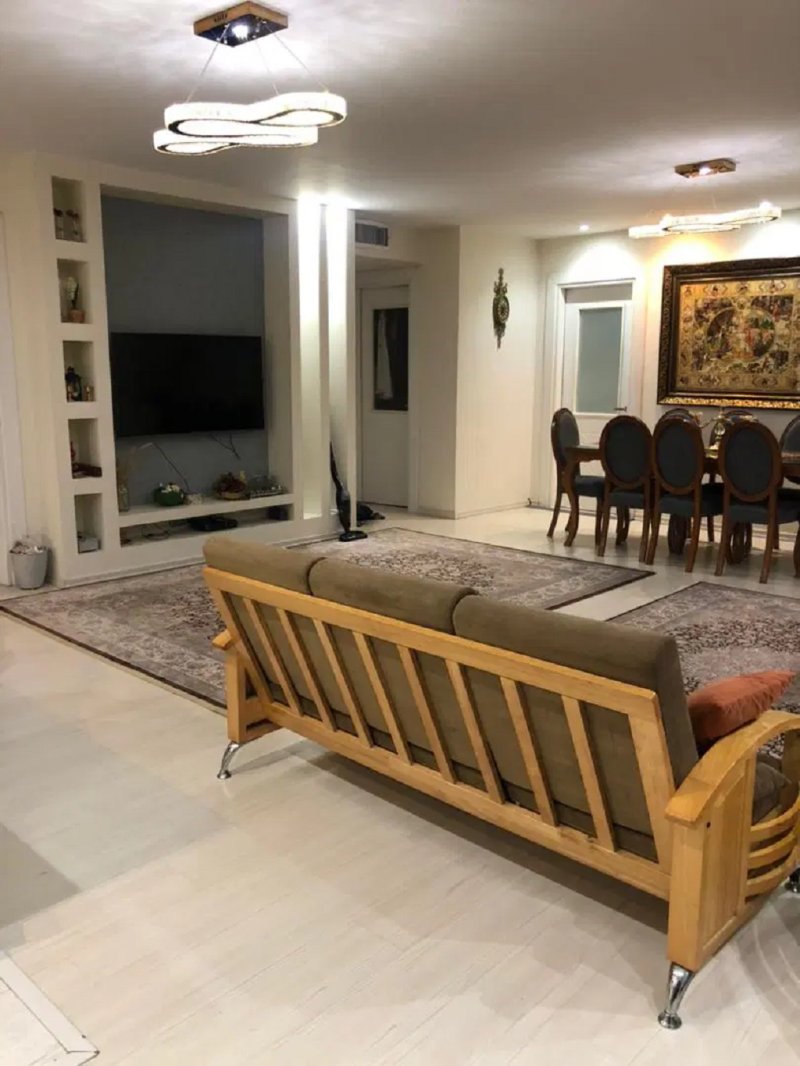 آپارتمان 105 متری دو خوابه در سعادت آباد تهران