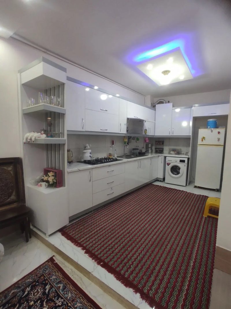 خانه 100 متری یک خوابه در کشمیری مشهد
