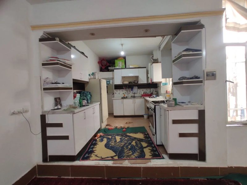 خانه 100 متری دو خوابه در کشمیری مشهد