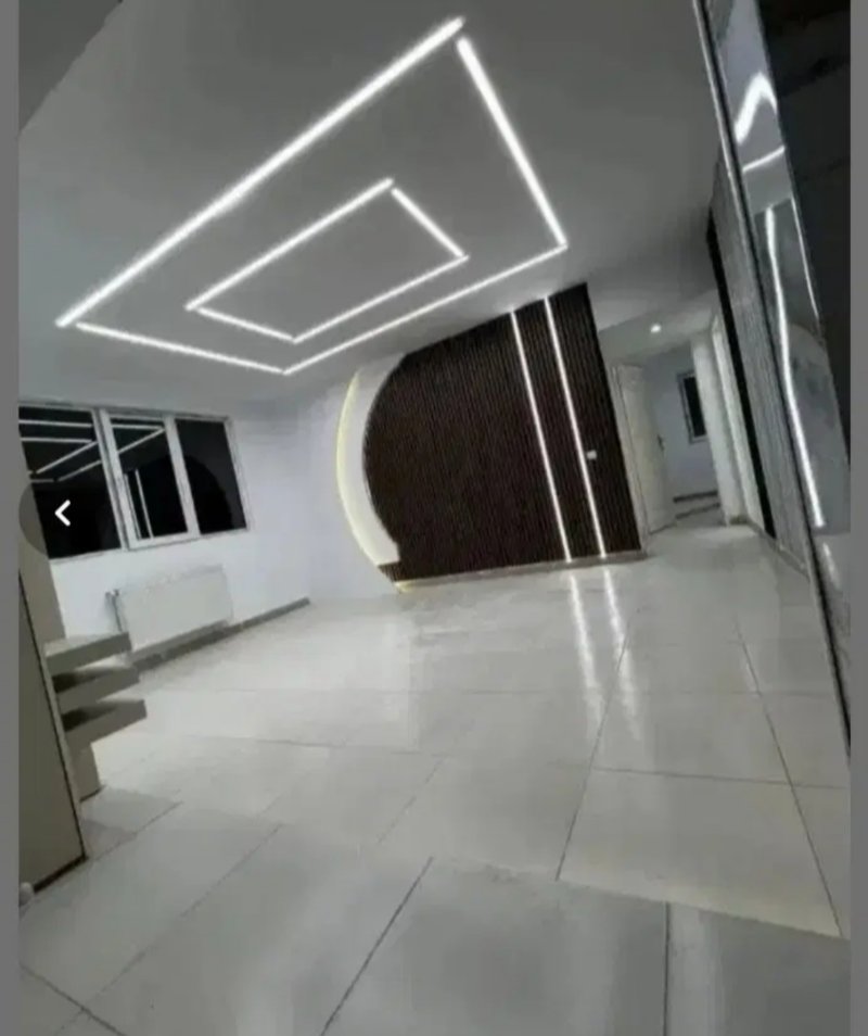 آپارتمان 84 متری دو خوابه در فاز 6 پرند