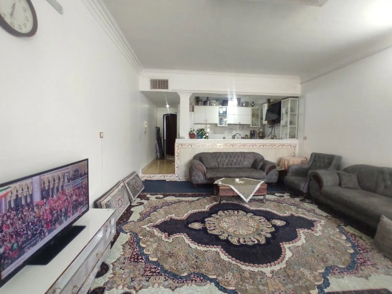خانه 100 متری دو خوابه در کشمیری مشهد