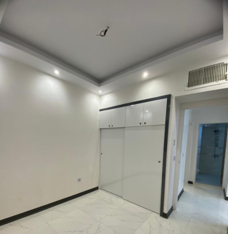 آپارتمان 83 متری دو خوابه در فاز 6 پرند14807341343