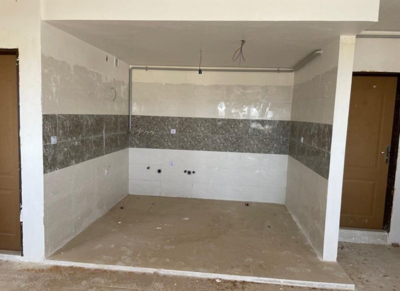 آپارتمان 83 متری دو خوابه در فاز 6 پرند14812941392