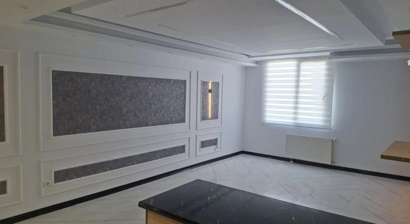 آپارتمان 84 متری دو خوابه در فاز 6 پرند14813341405