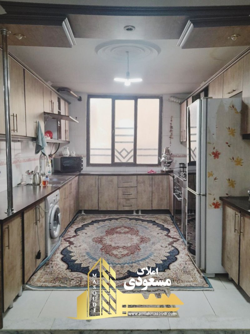 آپارتمان 90 متری یک خوابه در امیریه شهریار14814641424