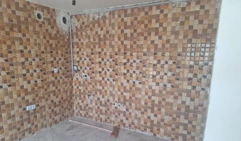 آپارتمان 76 متری دو خوابه در فاز 6 پرند14818541458