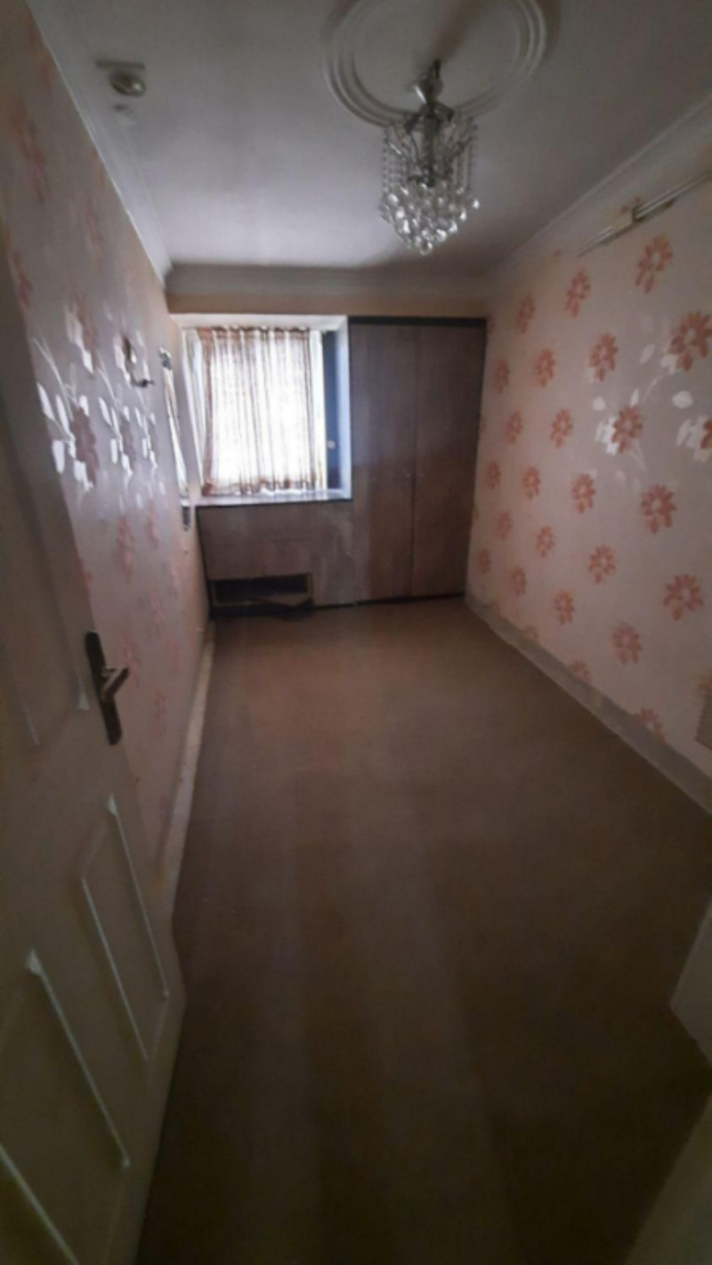 آپارتمان 80 متری دو خوابه در جهاد همدان1264814153
