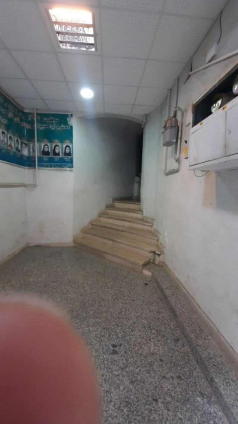 آپارتمان 80 متری دو خوابه در جهاد همدان1264814154