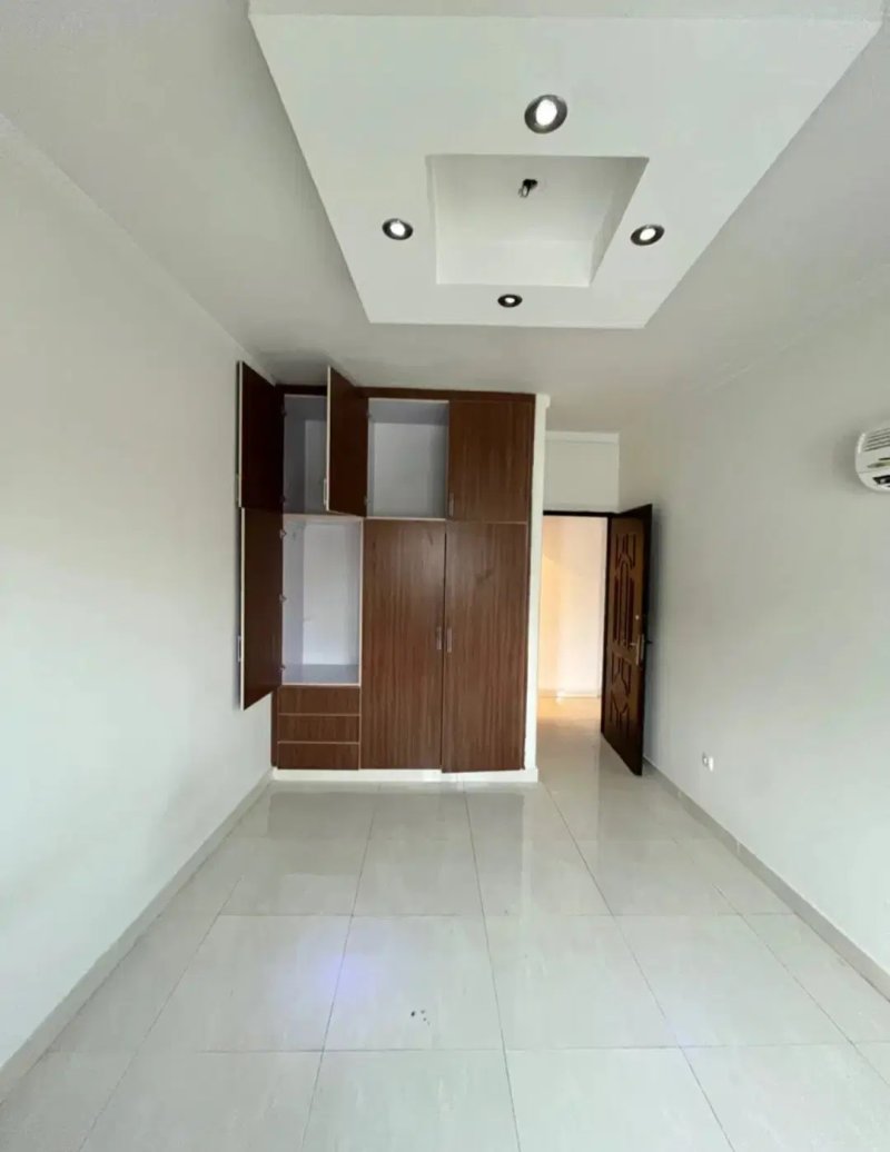 آپارتمان 125 متری دو خوابه در بلوار گیلان رشت14824641545