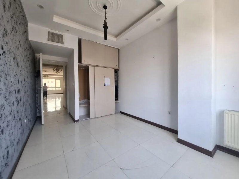 آپارتمان 125 متری دو خوابه در فاز 1 پرند14828241581