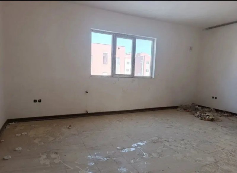 آپارتمان 81 متری سه خوابه در فاز 6 پرند14830841612