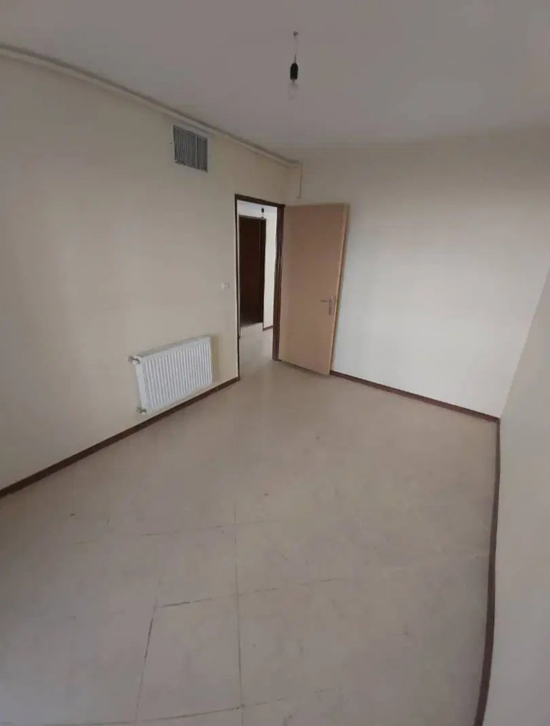 آپارتمان 78 متری دو خوابه در فاز 6 پرند14831141619