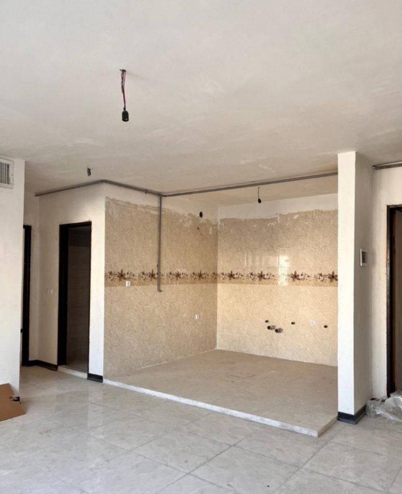 آپارتمان 84 متری دو خوابه در فاز 6 پرند14842141756