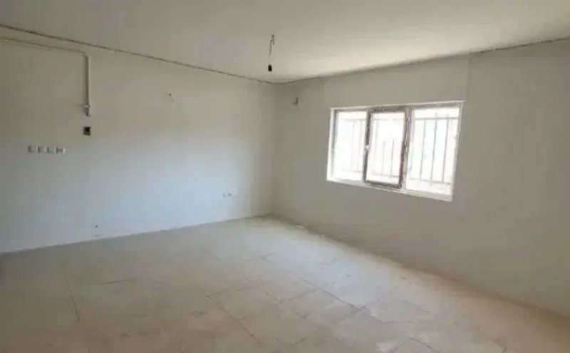 آپارتمان 84 متری دو خوابه در فاز 6 پرند14842941778