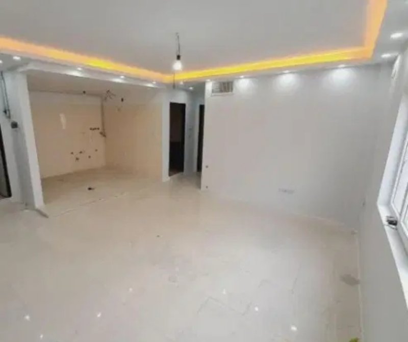 آپارتمان 79 متری دو خوابه در فاز 6 پرند14843141784