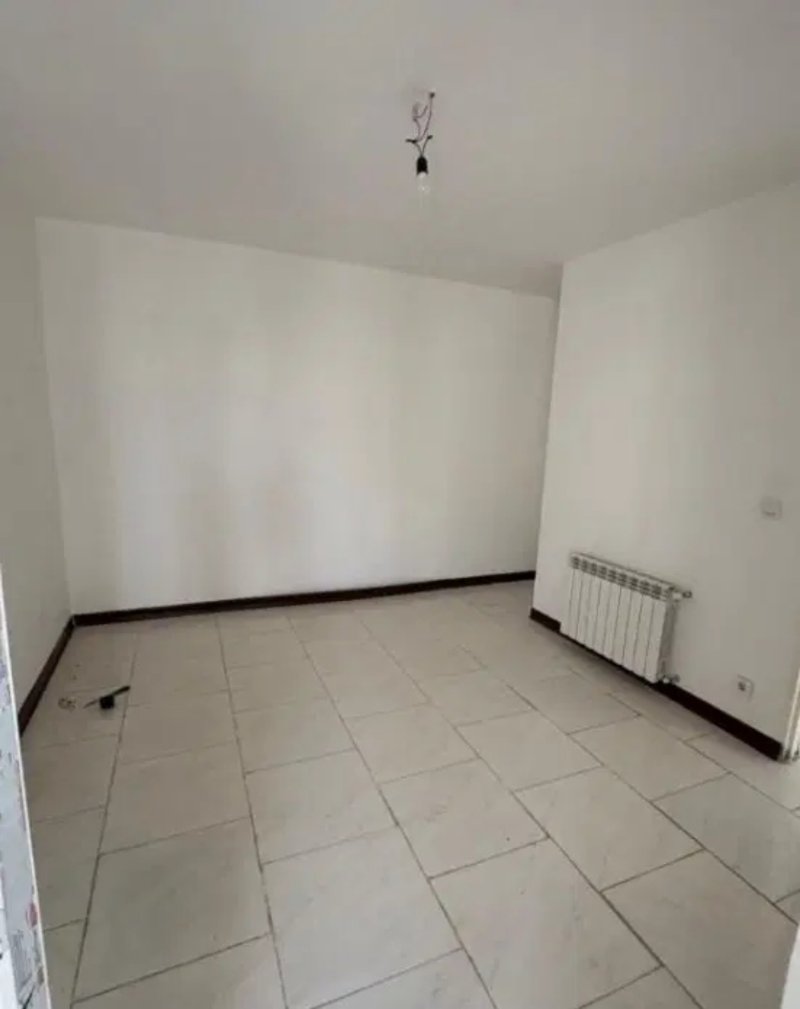 آپارتمان 79 متری دو خوابه در فاز 6 پرند14843141787