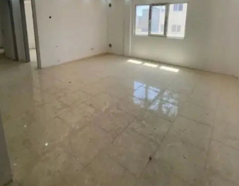 آپارتمان 80 متری دو خوابه در فاز 6 پرند14843741806