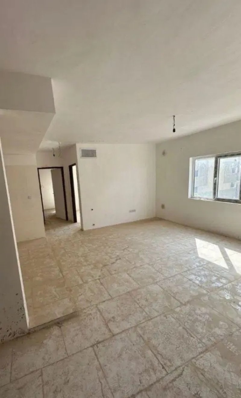 آپارتمان 80 متری دو خوابه در فاز 6 پرند14843741808