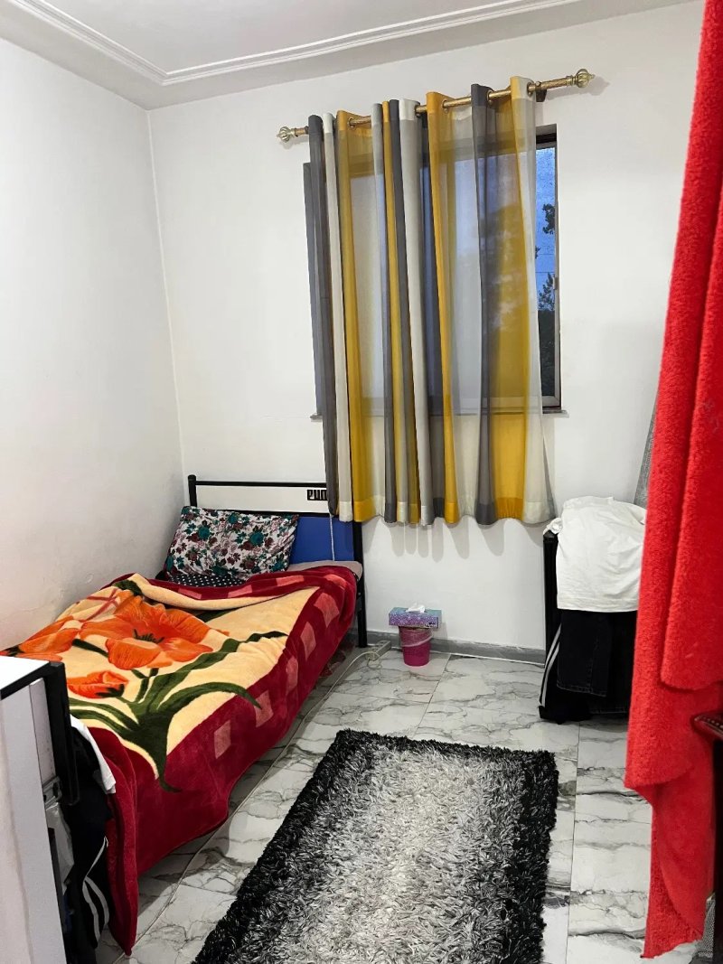 خانه 144 متری دو خوابه در خیابان طالقانی رشت14850741846