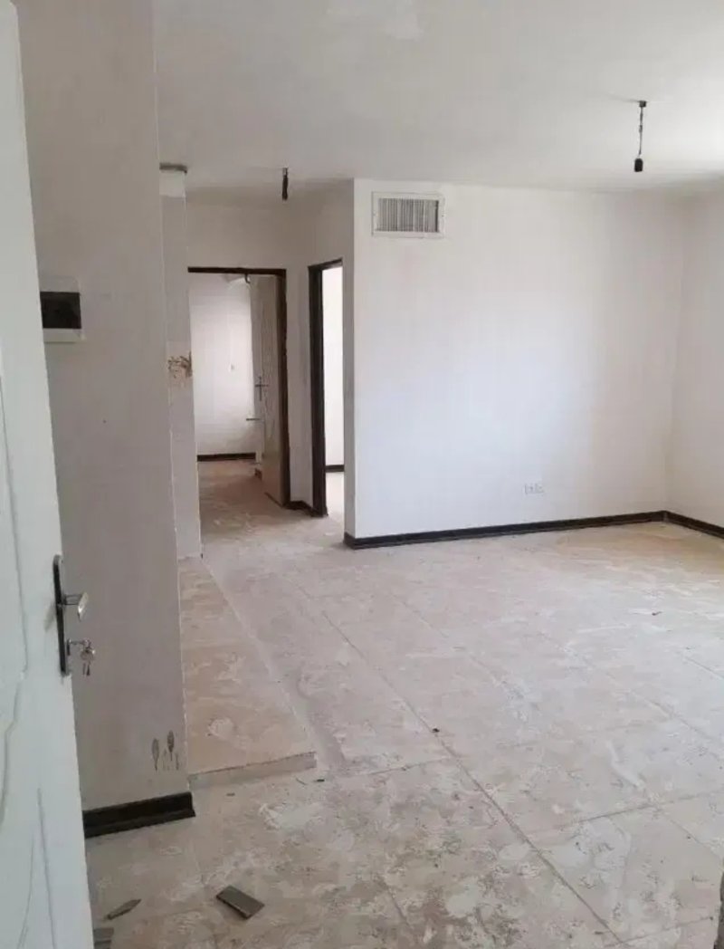 آپارتمان 76 متری دو خوابه در فاز 6 پرند14852941884