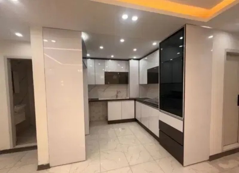 آپارتمان 84 متری دو خوابه در فاز 6 پرند14853941907