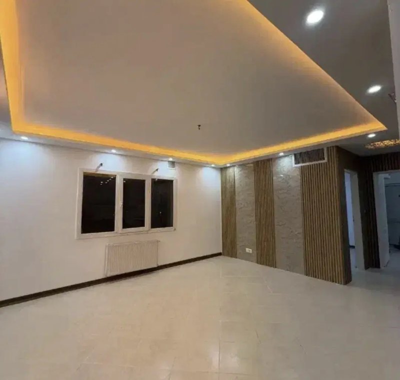 آپارتمان 84 متری دو خوابه در فاز 6 پرند14854241915