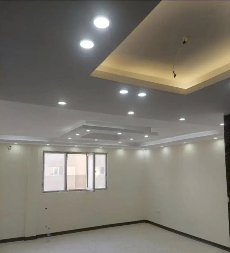 آپارتمان 85 متری دو خوابه در فاز 6 پرند14864142022