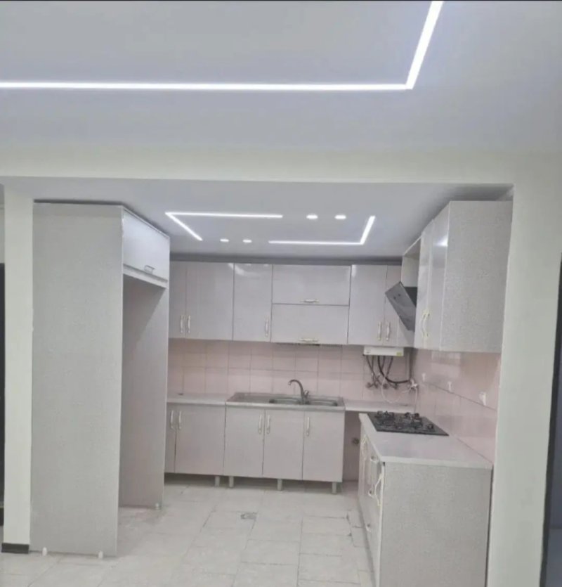 آپارتمان 82 متری دو خوابه در فاز 6 پرند14864342026