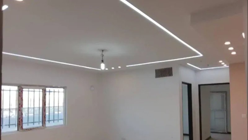 آپارتمان 83 متری دو خوابه در فاز 6 پرند