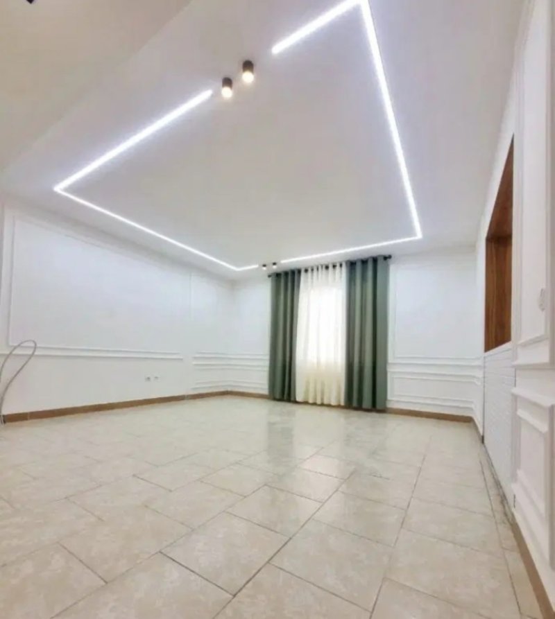 آپارتمان 84 متری دو خوابه در فاز 6 پرند