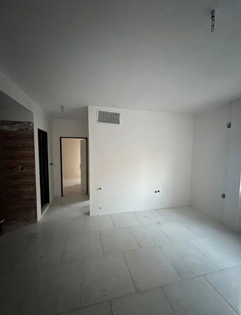 آپارتمان 65 متری یک خوابه در فاز 6 پرند14867842105