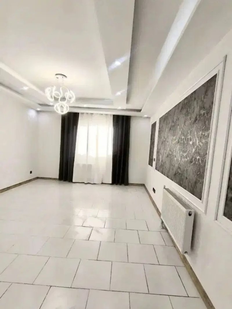 آپارتمان 75 متری دو خوابه در فاز 6 پرند14892142402