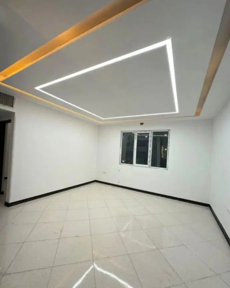 آپارتمان 84 متری دو خوابه در فاز 6 پرند14892242406