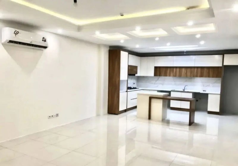 آپارتمان 74 متری دو خوابه در فاز 6 پرند14892442408