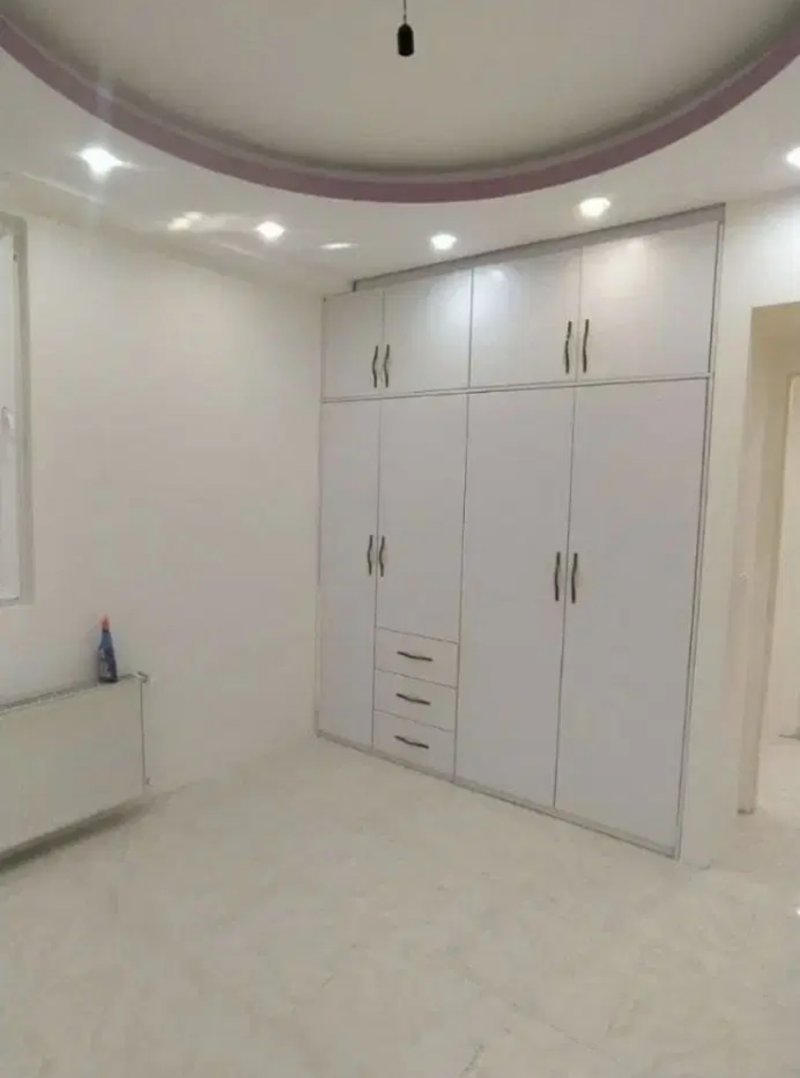 آپارتمان 83 متری دو خوابه در فاز 6 پرند14892542412