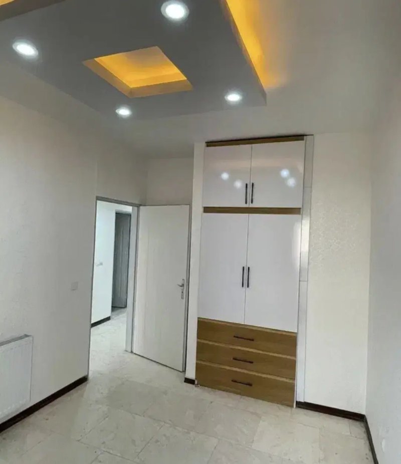 آپارتمان 85 متری دو خوابه در فاز 6 پرند
