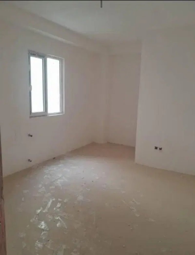 آپارتمان 79 متری دو خوابه در فاز 6 پرند