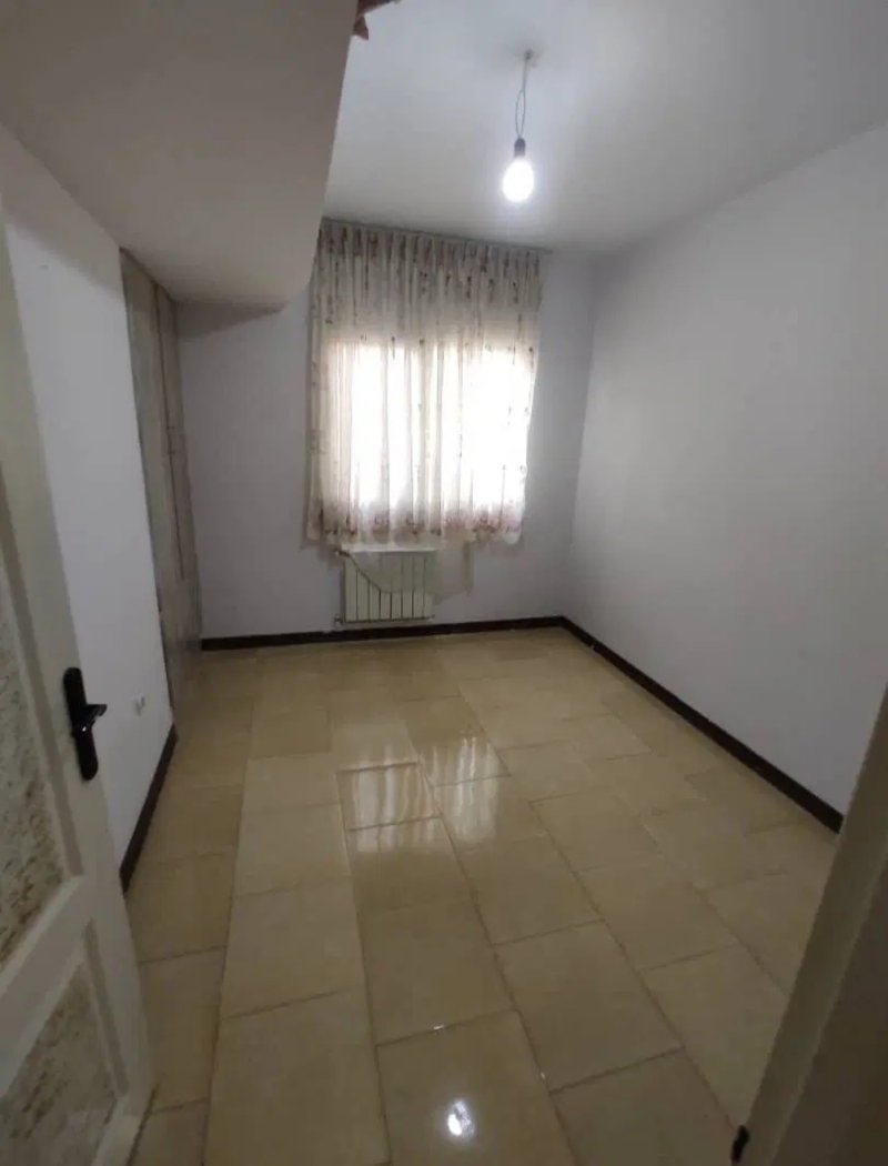 آپارتمان 65 متری یک خوابه در فاز 6 پرند14893542440