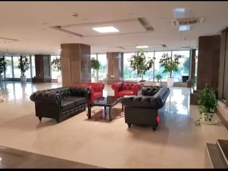 آپارتمان 217 متری سه خوابه در باغ فیض تهران