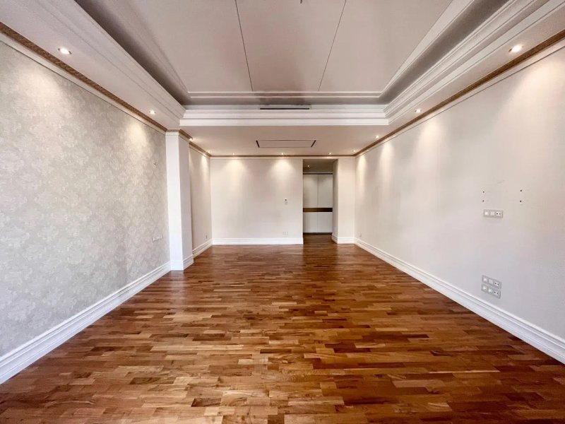 آپارتمان 400 متری چهارخوابه در زعفرانیه تهران14914842605