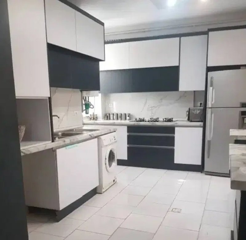 آپارتمان 84 متری دو خوابه در فاز 2 پرند