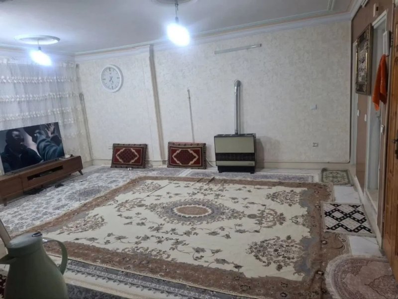 آپارتمان 60 متری یک خوابه در خیابان مطهری اسلام شهر14947642754