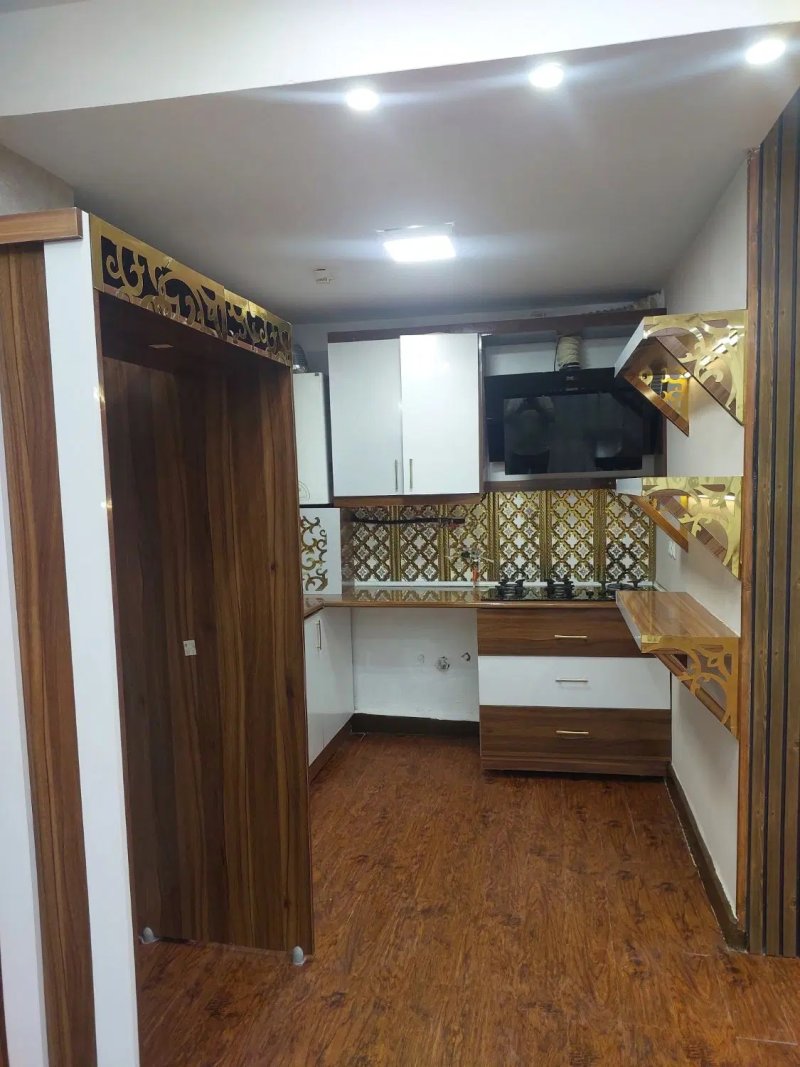 آپارتمان 80 متری دو خوابه در گلبهار