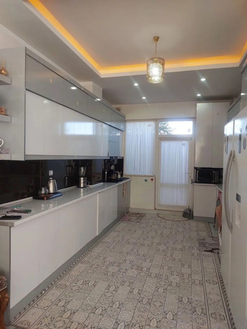 خانه 220 متری دو خوابه در گلبهار